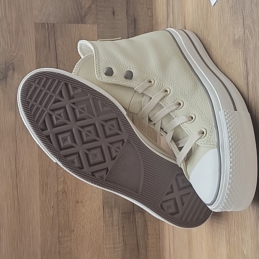 Converse Women's Off-White High-Top Sneakers - Picture 5 of 14
